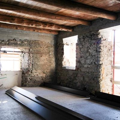 Baita in ristrutturazione a Traverses