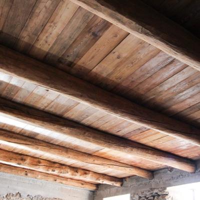 Baita in ristrutturazione a Traverses