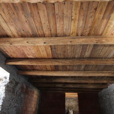 Baita in ristrutturazione a Traverses