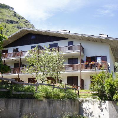 Ampio appartamento in complesso residenziale