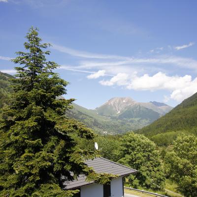 Ampio appartamento in complesso residenziale