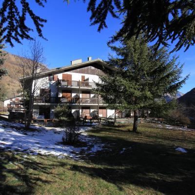 Ampio appartamento in complesso residenziale