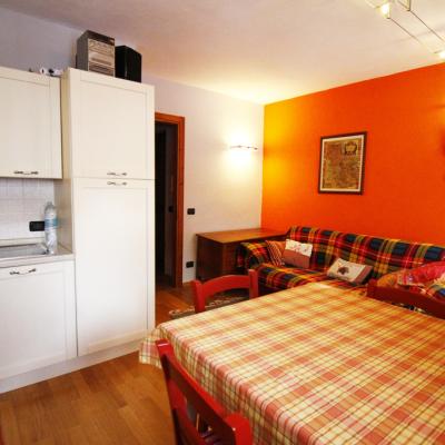 Bilocale con terrazzo 