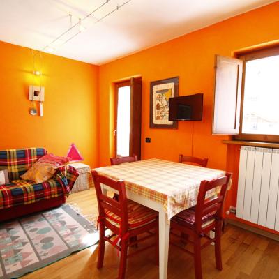 Bilocale con terrazzo 