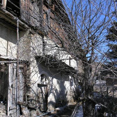 Rustico da ristrutturare