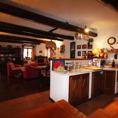 Baita del 1800 a Soucheres Basses: Tradizione, Spazio e Natura