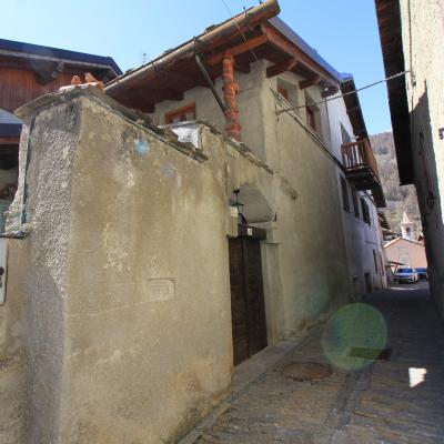 Baita del 1800 a Soucheres Basses: Tradizione, Spazio e Natura
