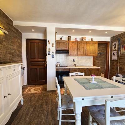 Bilocale arredato con vista 