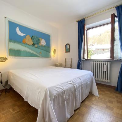 Bilocale angolare con terrazzo