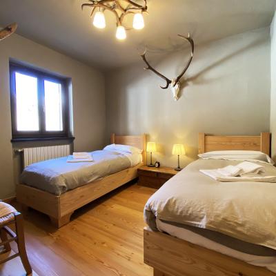 Suggestivo e ampio trilocale nella frazione di Pourrieres